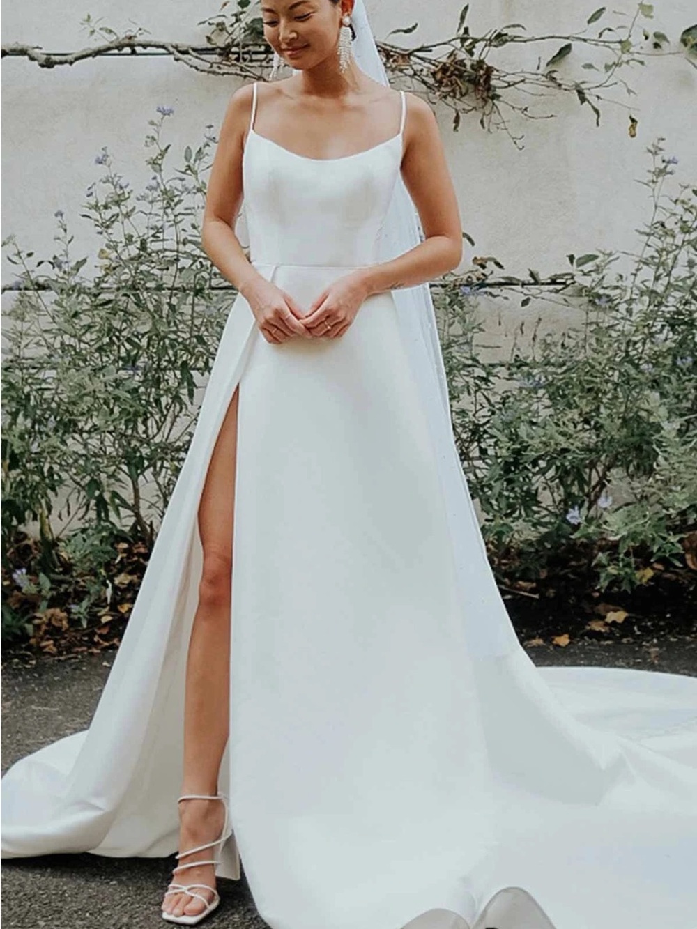 NWT - Essence of Australia Wedding Dress - Style D3460